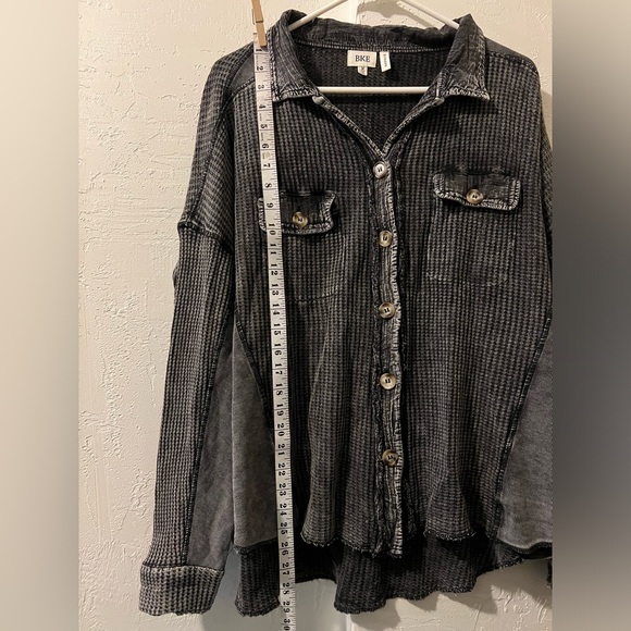 BKE Waffle Boyfriend Shacket - Picture 9 of 11